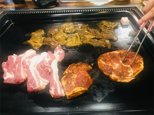 经常去的一家烤肉店，味道很不错!环境也好!8239 作者:黑黑家的小可爱 帖子ID:16776 经常,一家,烤肉店,味道,很不错