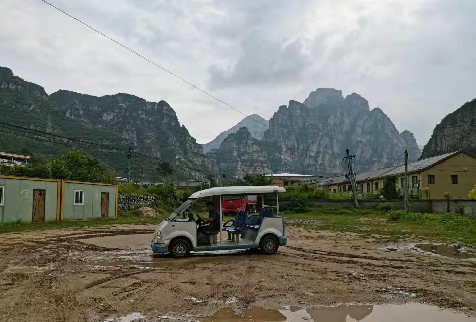 十渡的山地滑车好刺激542 作者:付尧 帖子ID:19109 十渡,山地,滑车,刺激