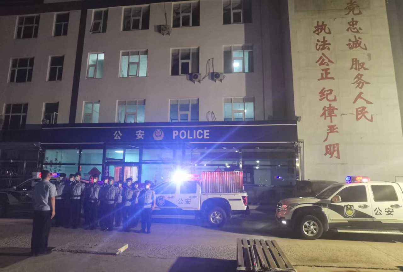 实拍固安夏夜巡查现场！抓获违法犯罪人员66名！检查各行业单位400余家…2499 作者:固安资讯通 帖子ID:103736 实拍,固安,巡查,现场,抓获